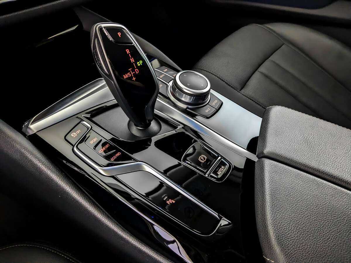 BMW 5 серии 2021 года с пробегом. Фото: #20