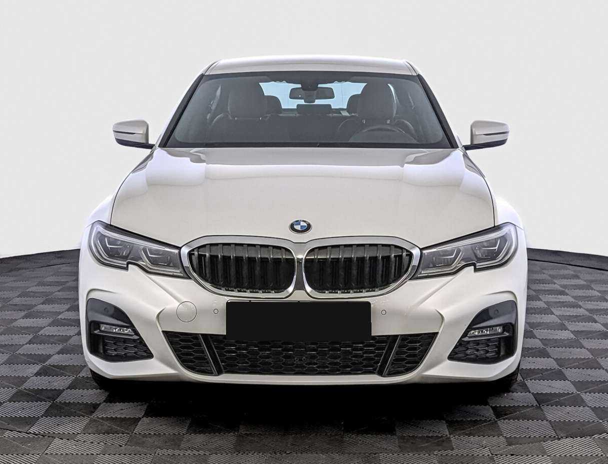 BMW 3 серии 2020 года с пробегом. Фото: #1
