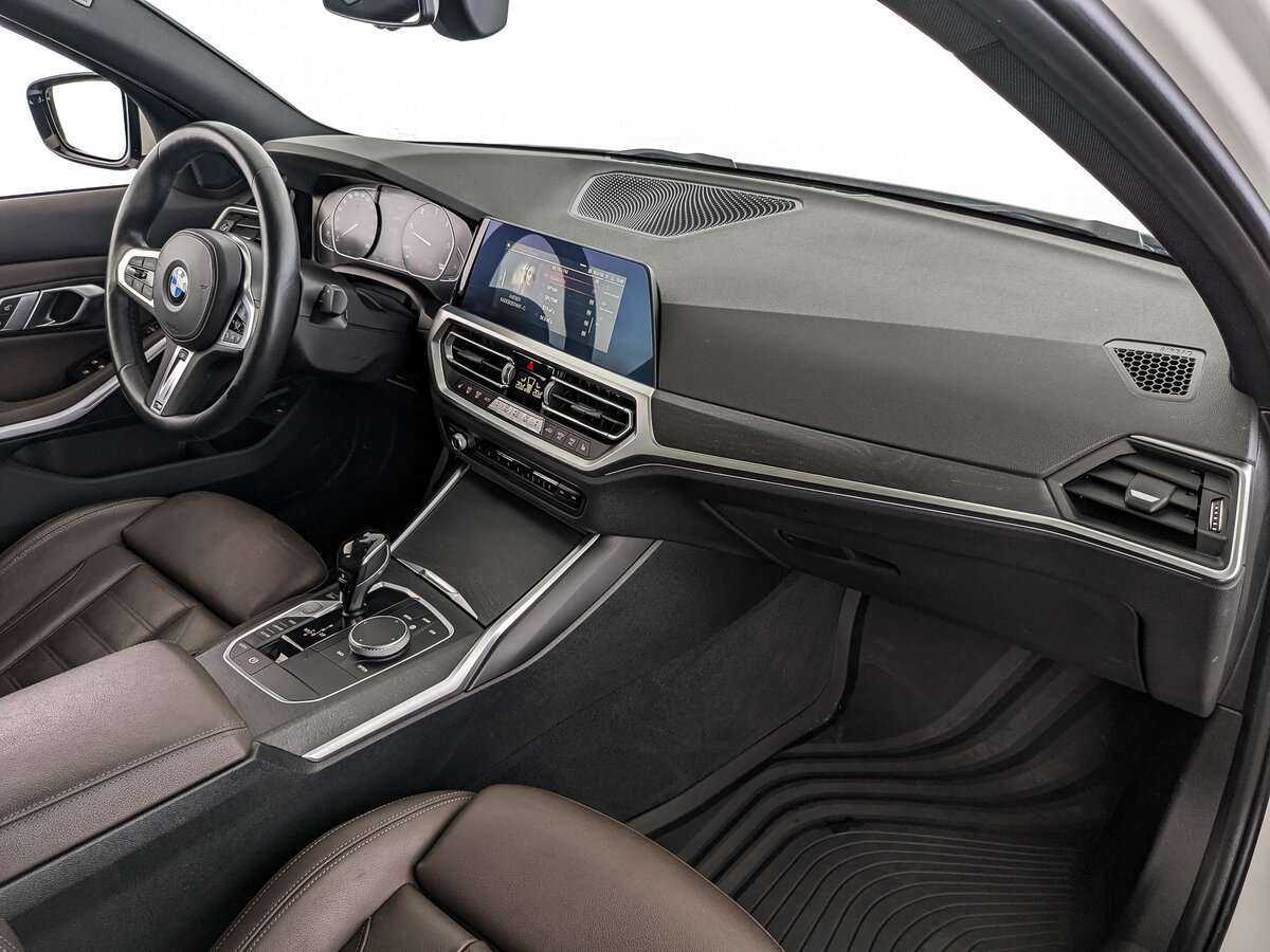BMW 3 серии 2020 года с пробегом. Фото: #8