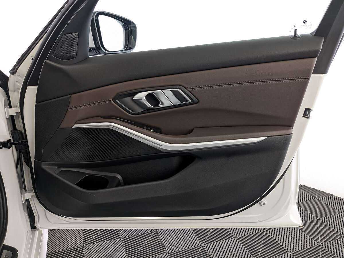 BMW 3 серии 2020 года с пробегом. Фото: #19