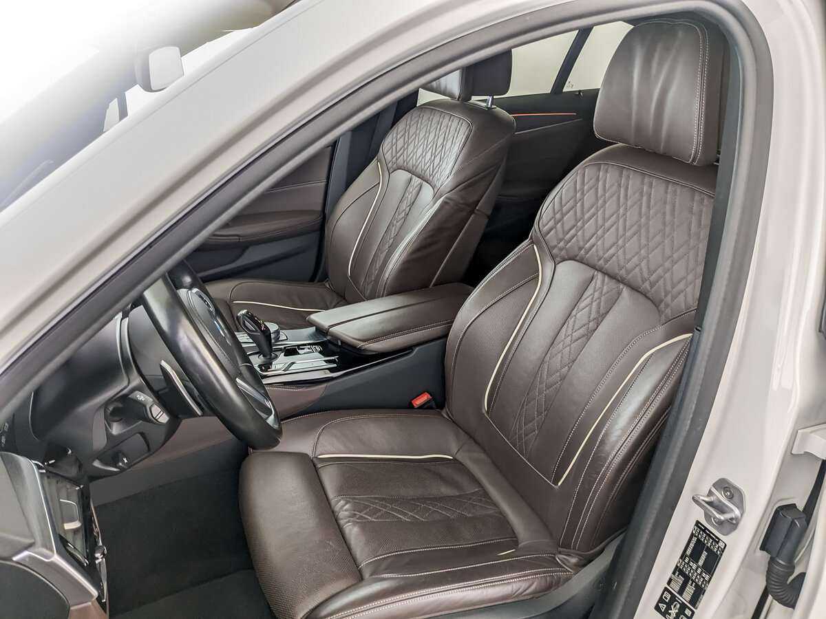 BMW 5 серии 2020 года с пробегом. Фото: #13