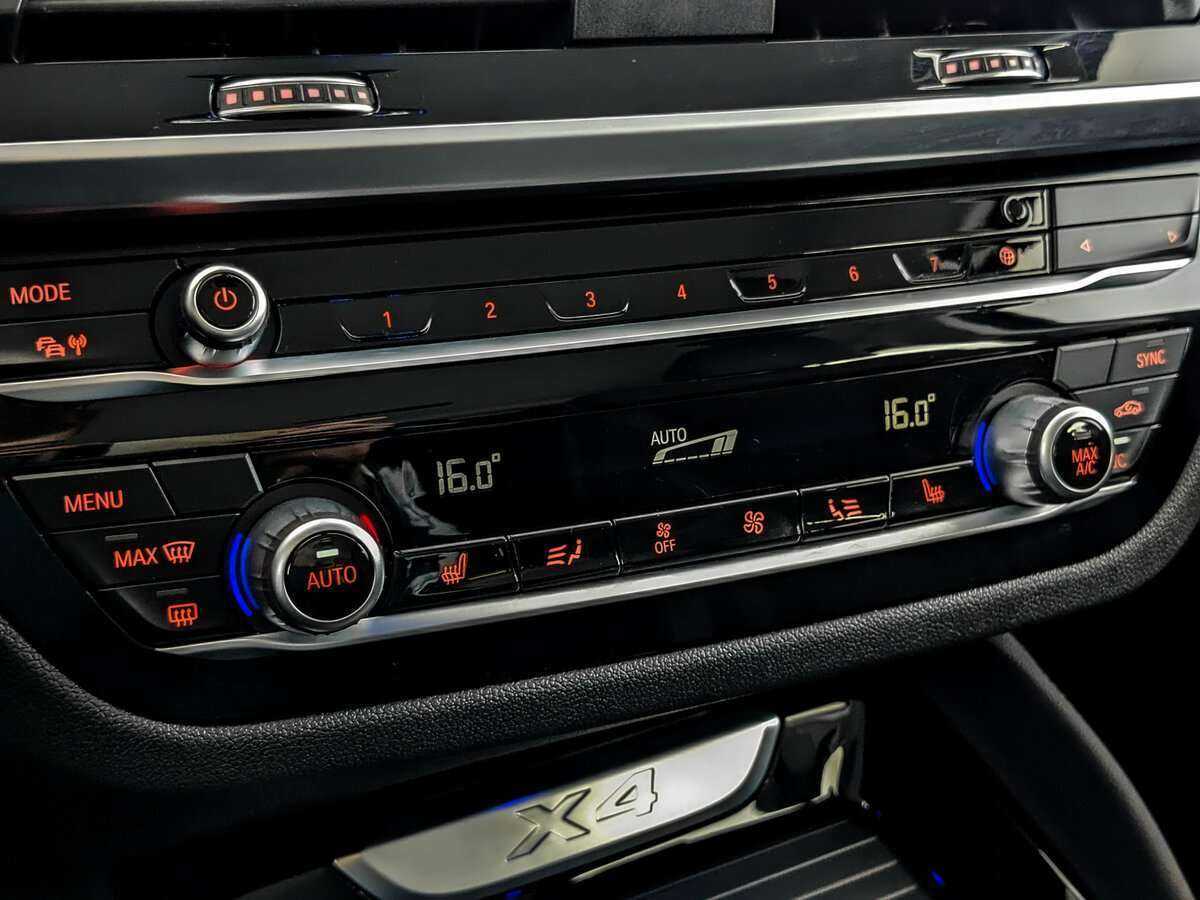 BMW X4 2021 года с пробегом. Фото: #21