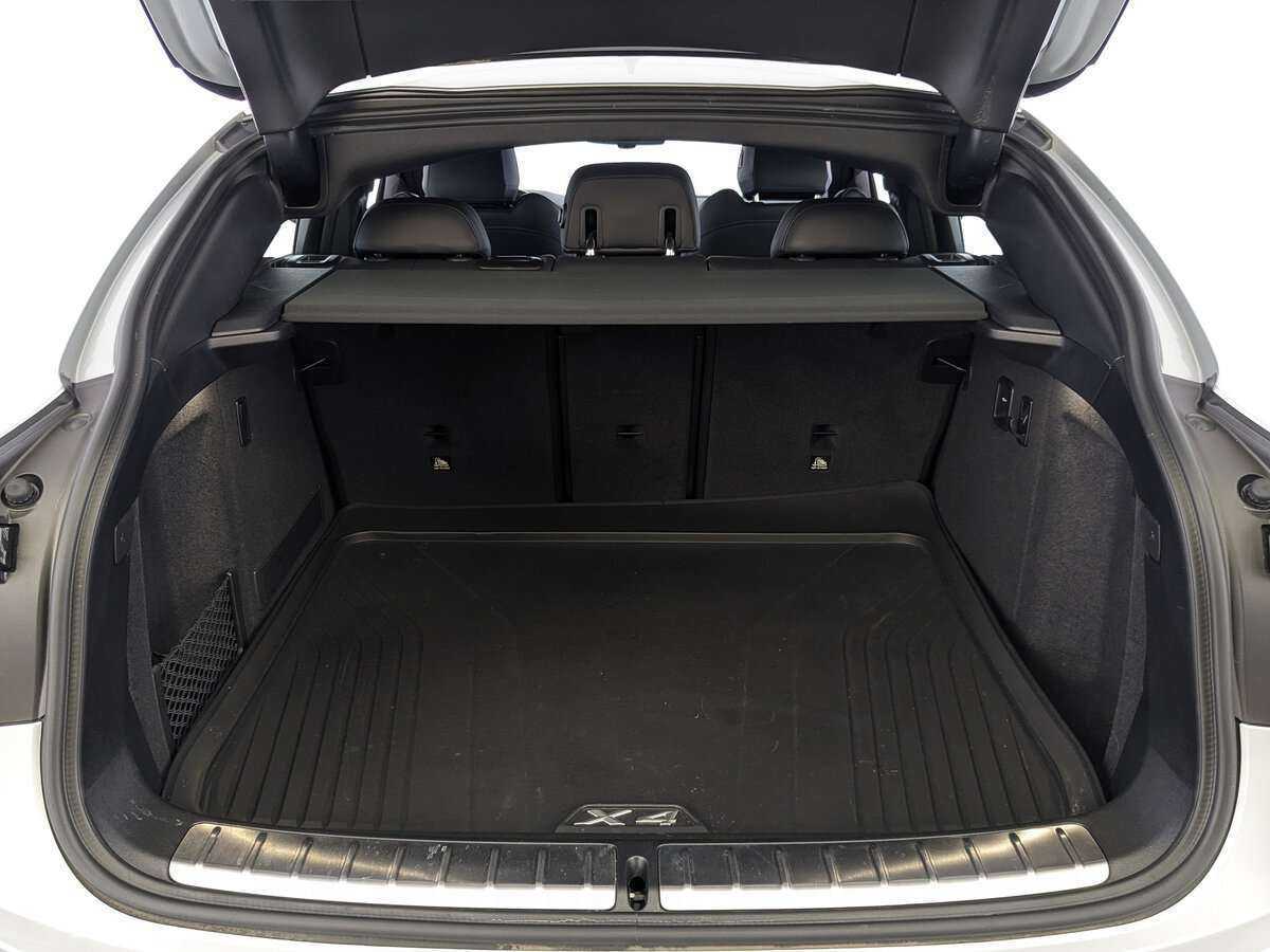 BMW X4 2021 года с пробегом. Фото: #9