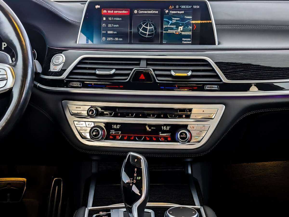 BMW 7 серии 2019 года с пробегом. Фото: #12