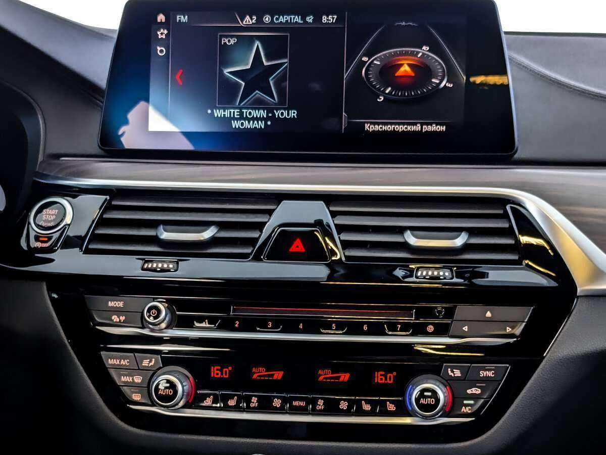 BMW 5 серии 2019 года с пробегом. Фото: #12