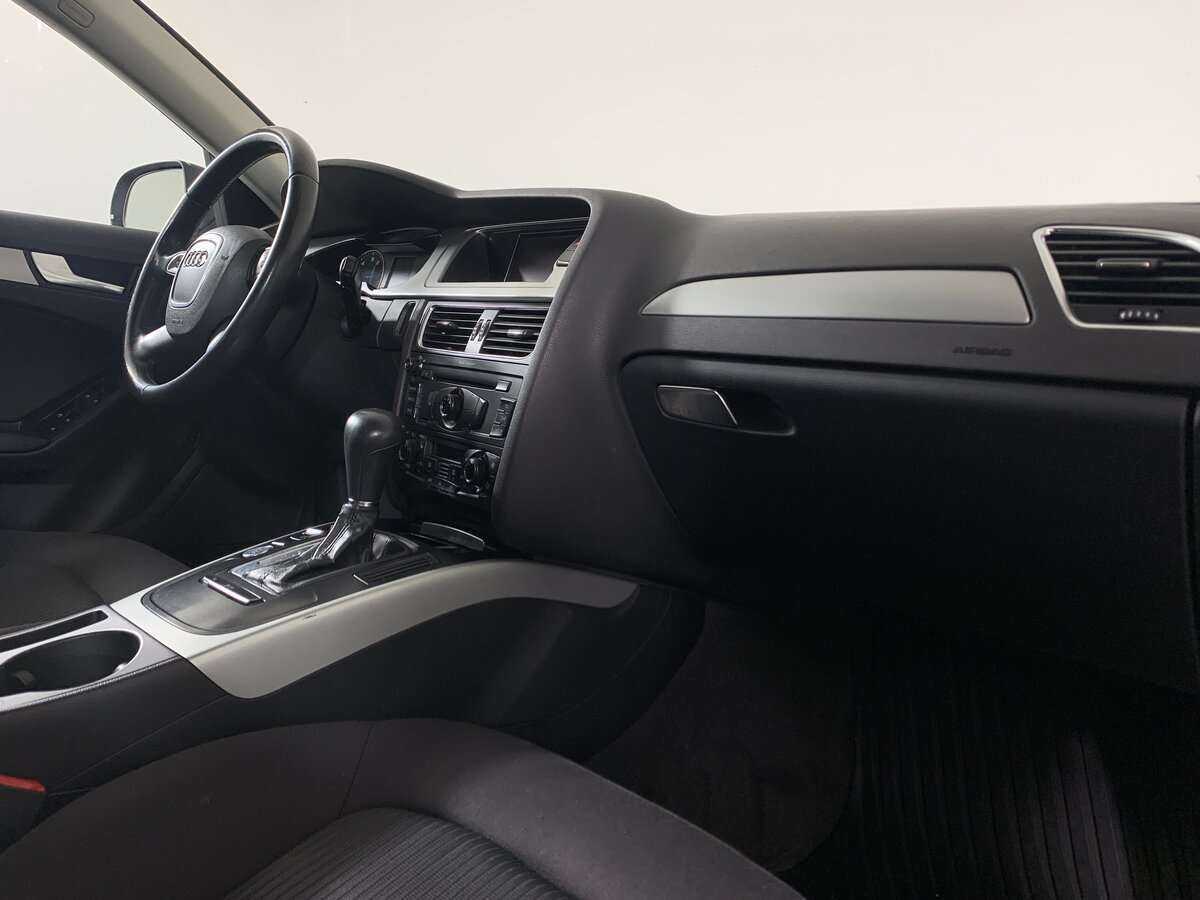 Audi A4 2011 года с пробегом. Фото: #10