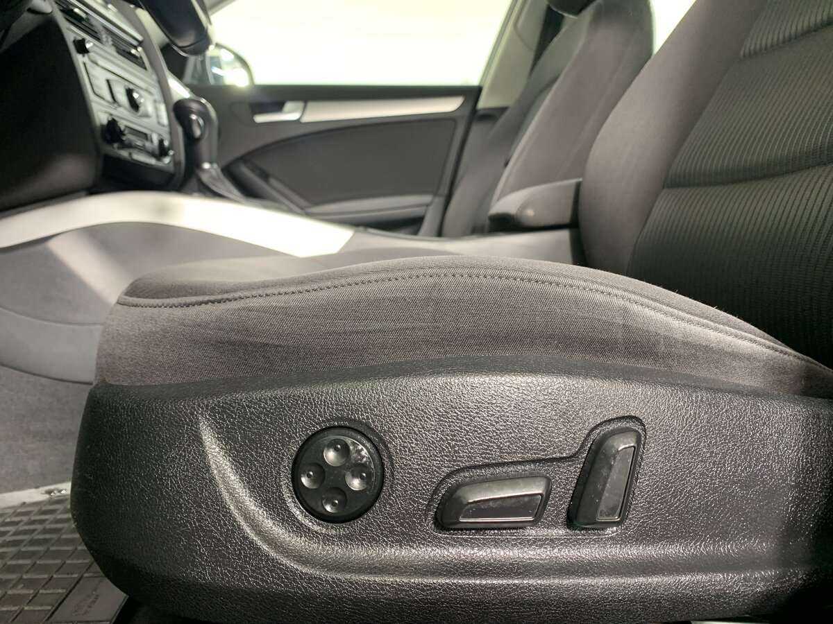 Audi A4 2011 года с пробегом. Фото: #13