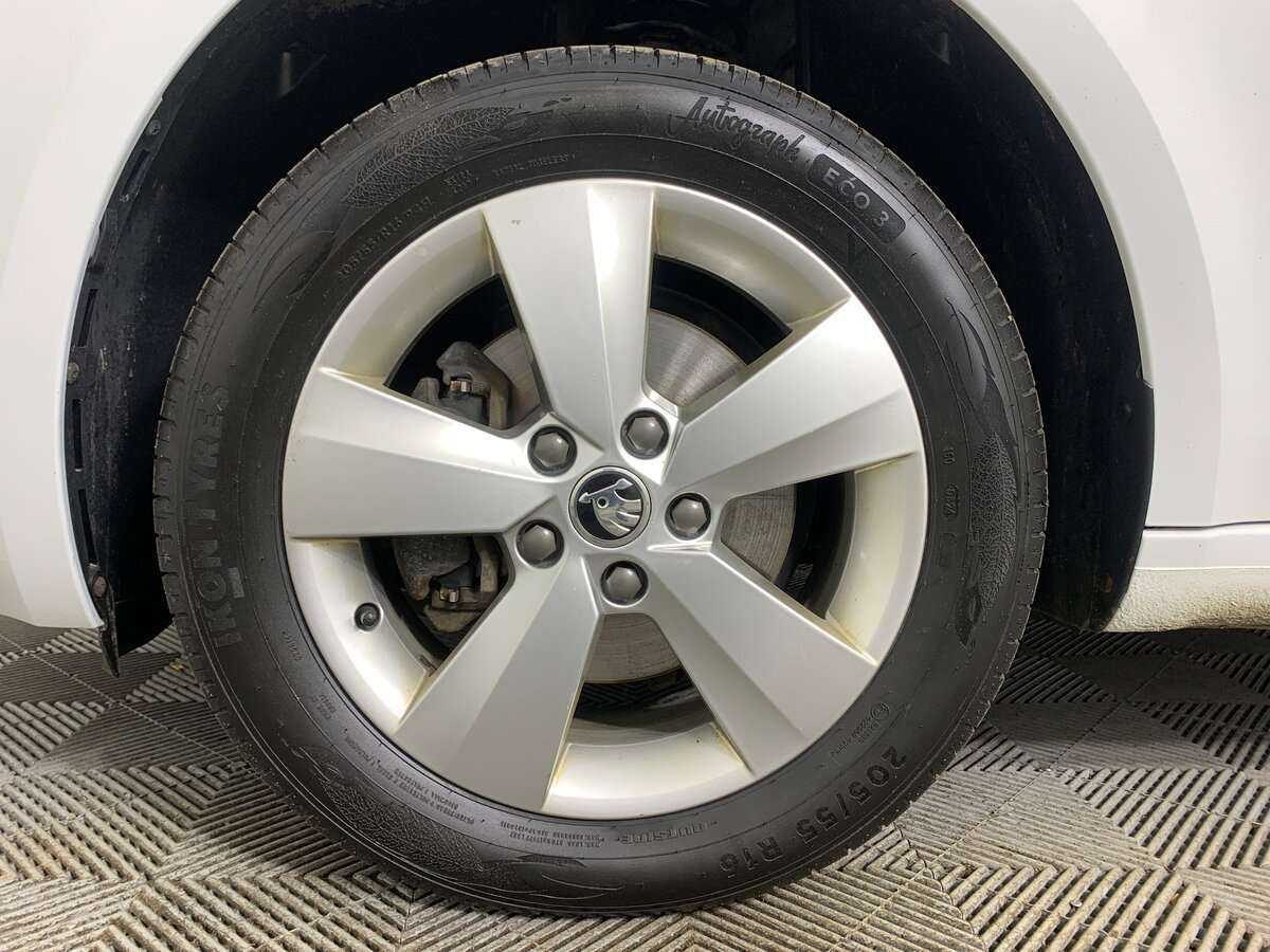 Skoda Octavia 2019 года с пробегом. Фото: #5