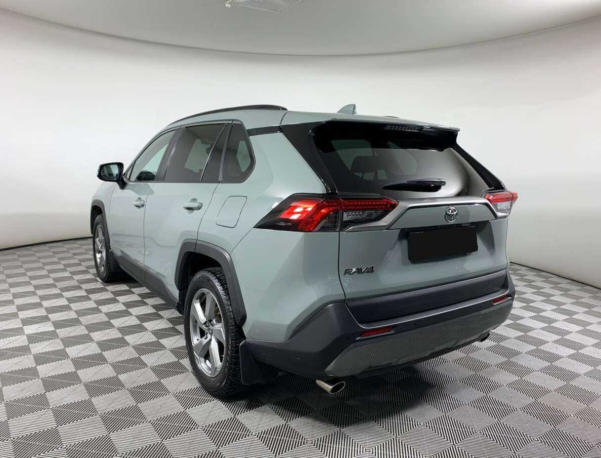 Toyota RAV4 2020 года с пробегом. Фото: #6