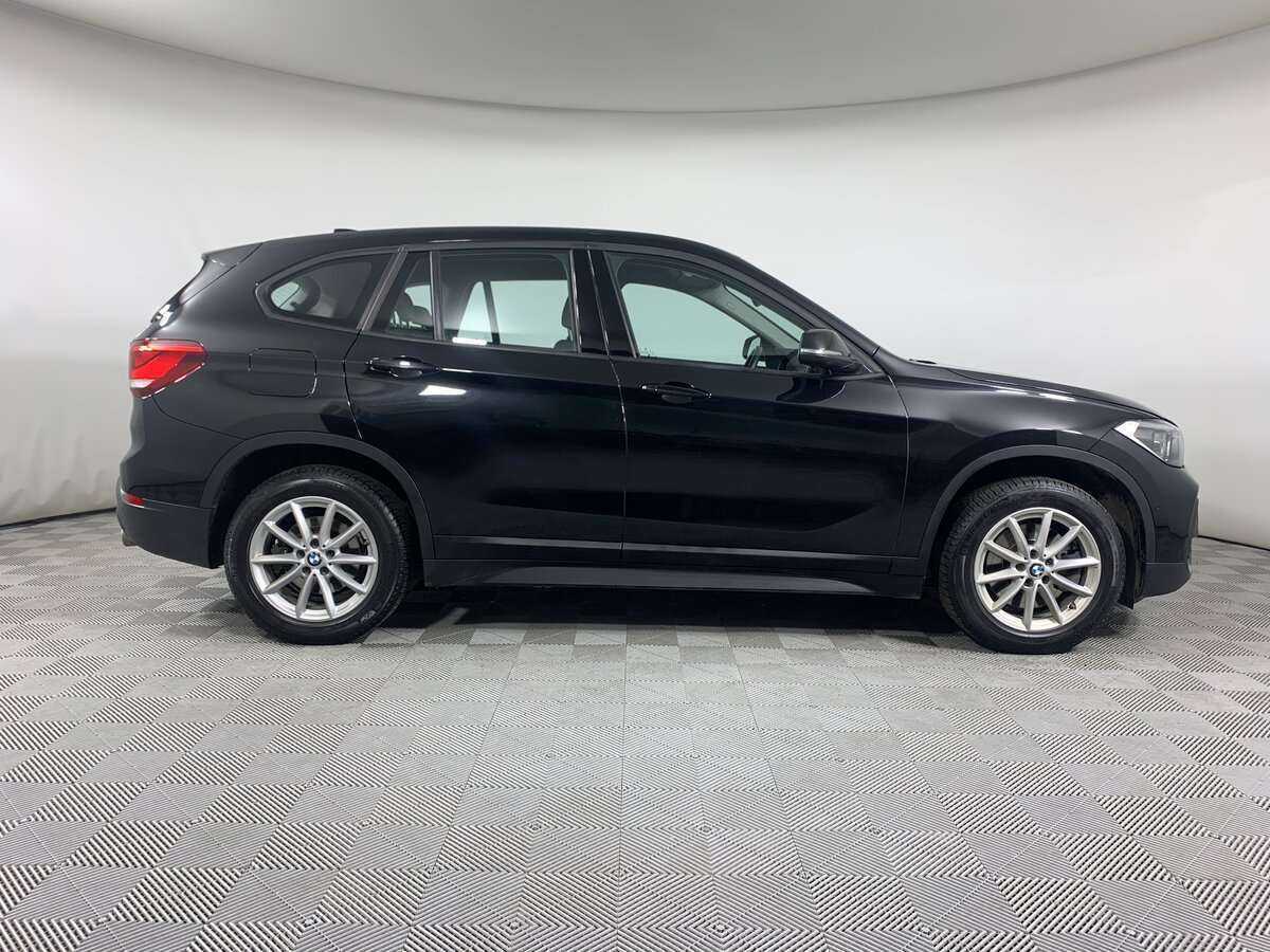 BMW X1 2020 года с пробегом. Фото: #3