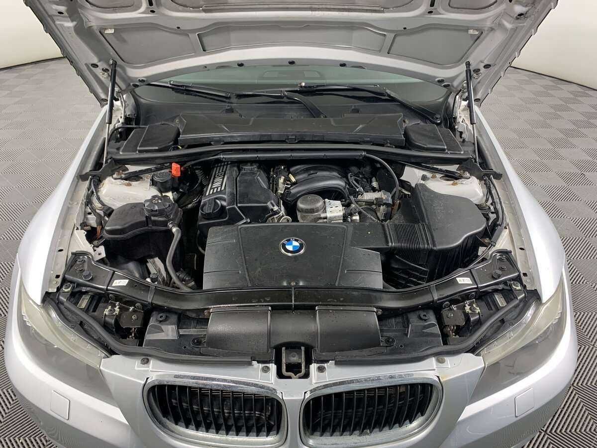 BMW 3 серии 2011 года с пробегом. Фото: #10