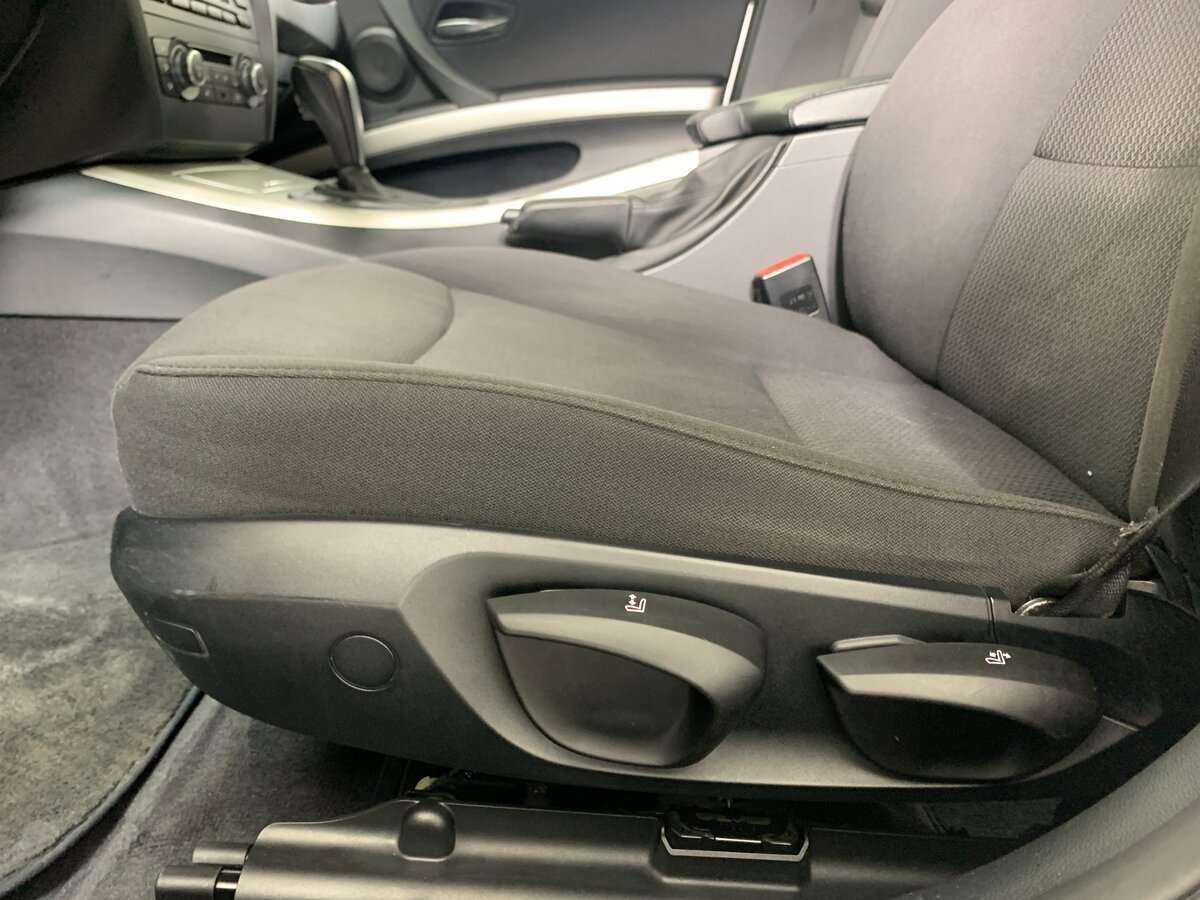 BMW 3 серии 2011 года с пробегом. Фото: #16