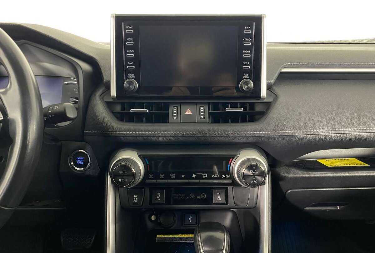 Toyota RAV4 2021 года с пробегом. Фото: #11