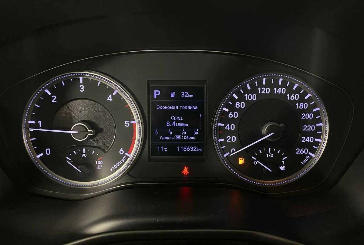 Hyundai Santa Fe 2019 года с пробегом. Фото: #9