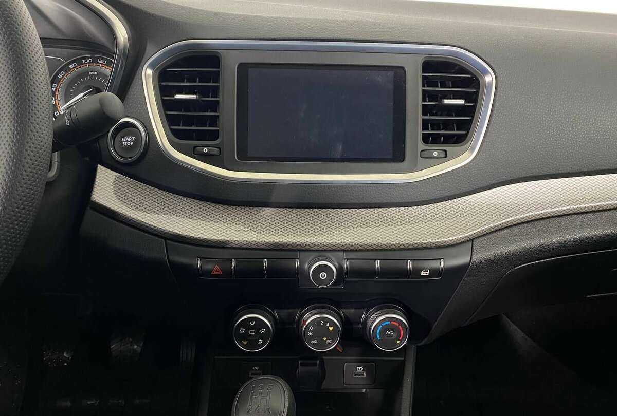 Lada (ВАЗ) Vesta 2023 года с пробегом. Фото: #10