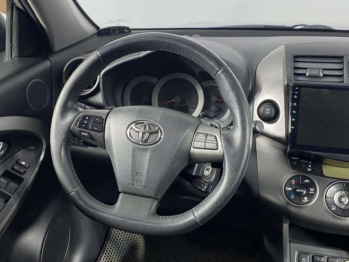 Toyota RAV4 2011 года с пробегом. Фото: #10
