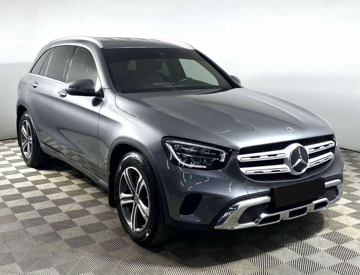 Mercedes-Benz GLC 2021 года с пробегом. Фото: #2