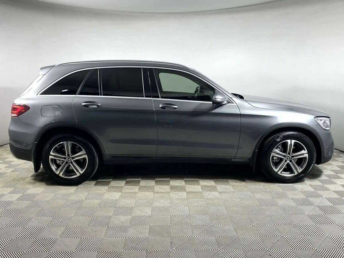 Mercedes-Benz GLC 2021 года с пробегом. Фото: #3
