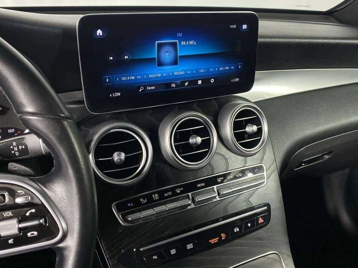 Mercedes-Benz GLC 2021 года с пробегом. Фото: #17