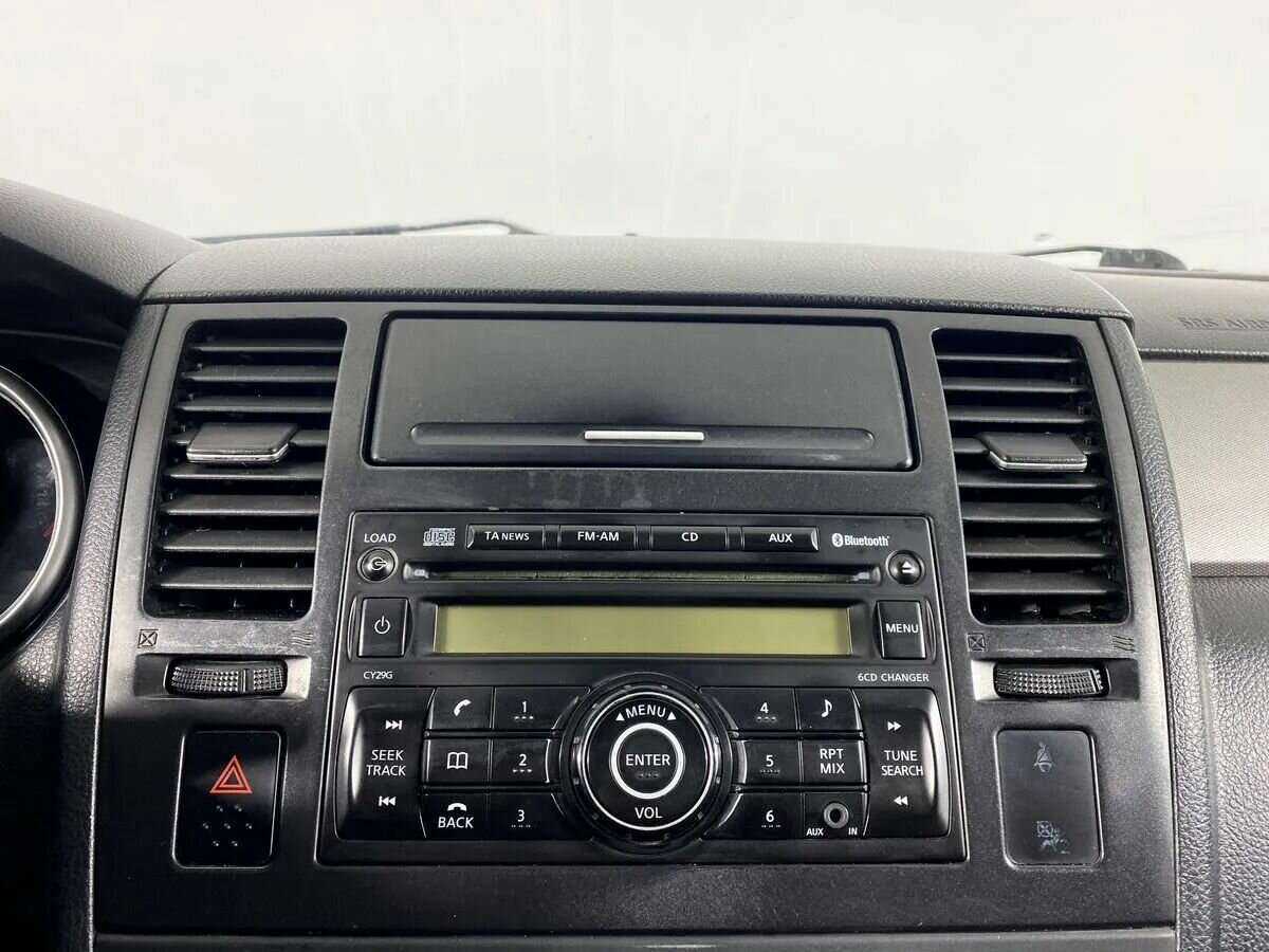 Nissan Tiida 2011 года с пробегом. Фото: #12