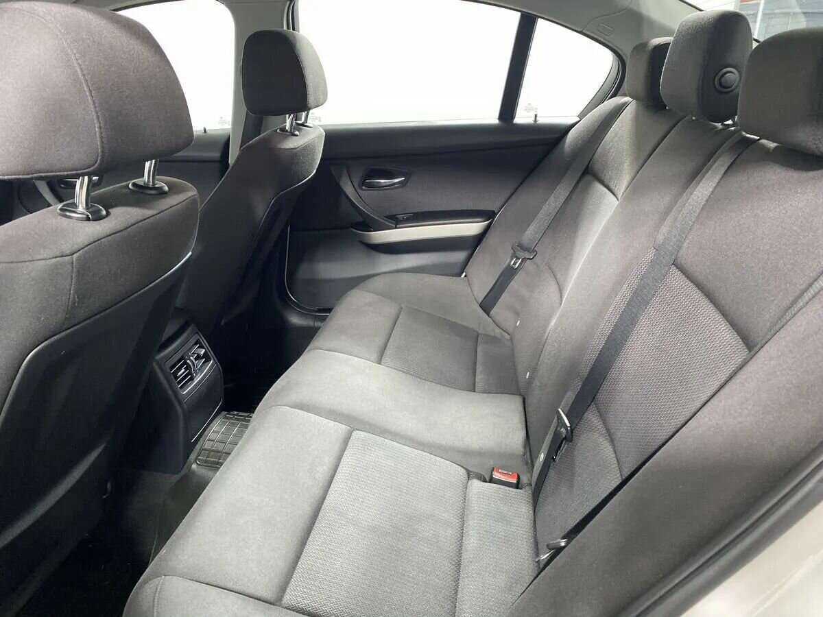 BMW 3 серии 2011 года с пробегом. Фото: #8