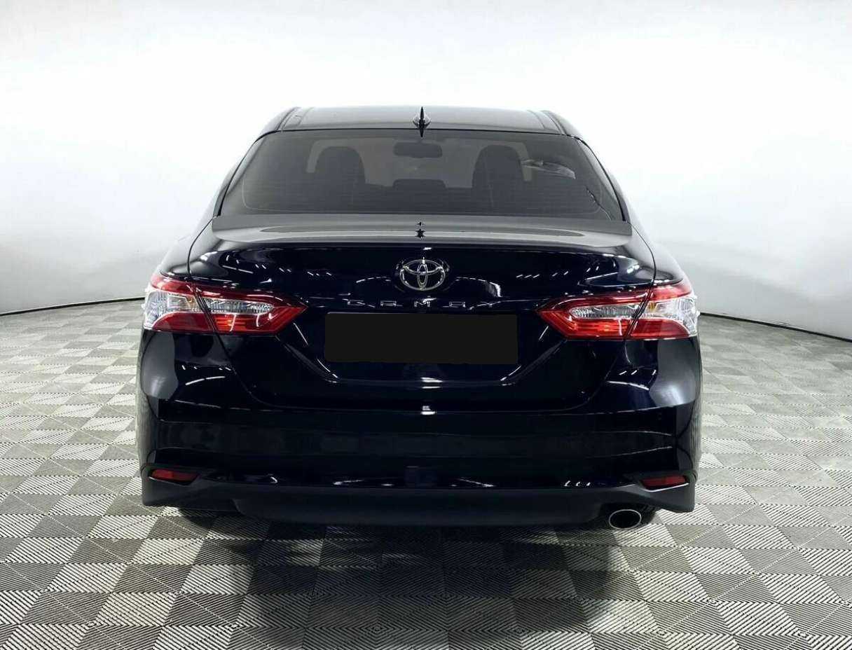 Toyota Camry 2020 года с пробегом. Фото: #4
