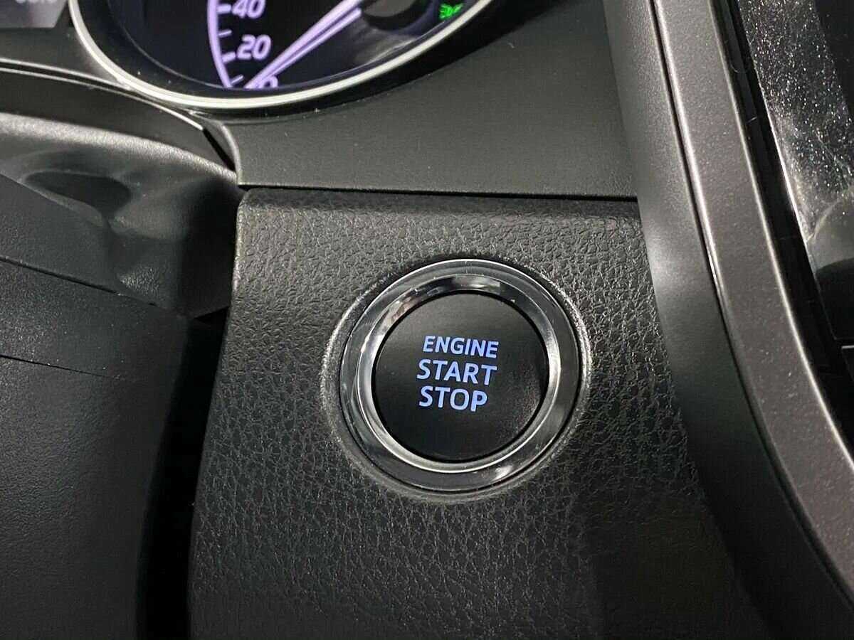 Toyota Camry 2020 года с пробегом. Фото: #15