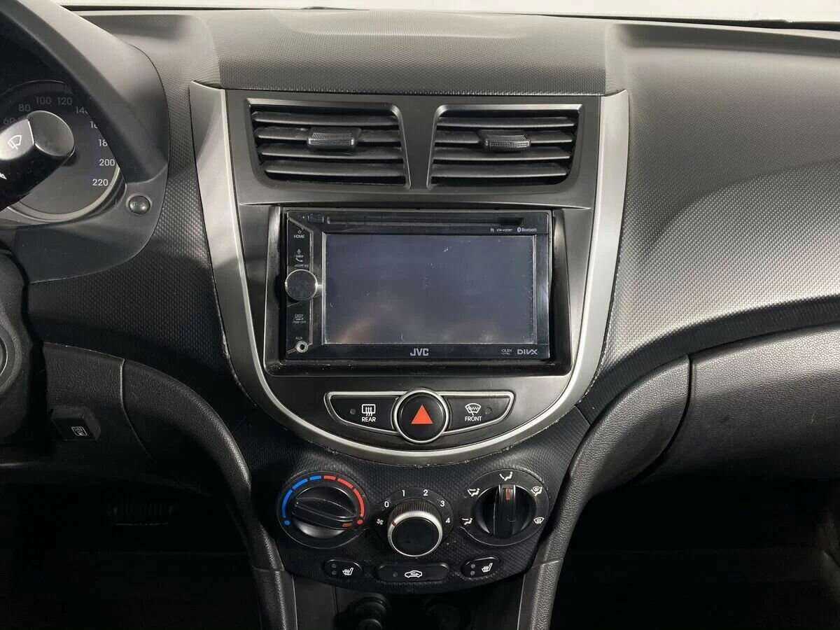 Hyundai Solaris 2011 года с пробегом. Фото: #12