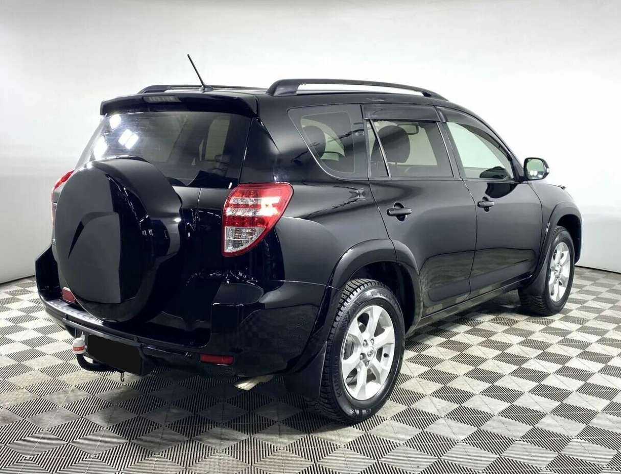 Toyota RAV4 2008 года с пробегом. Фото: #3