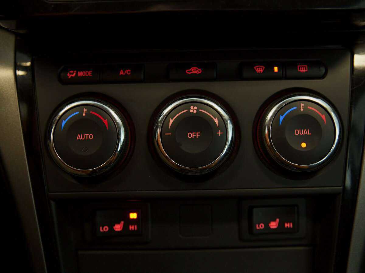 Mazda 6 2011 года с пробегом. Фото: #11