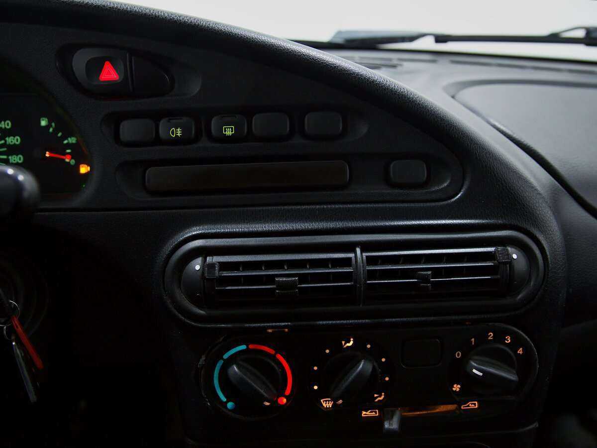 Chevrolet Niva 2017 года с пробегом. Фото: #11