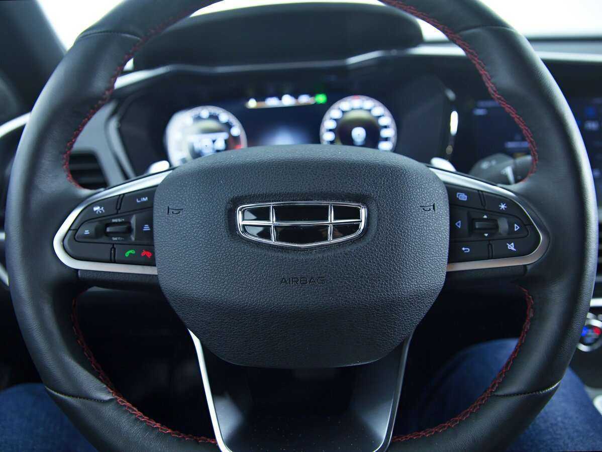 Geely Tugella 2022 года с пробегом. Фото: #12