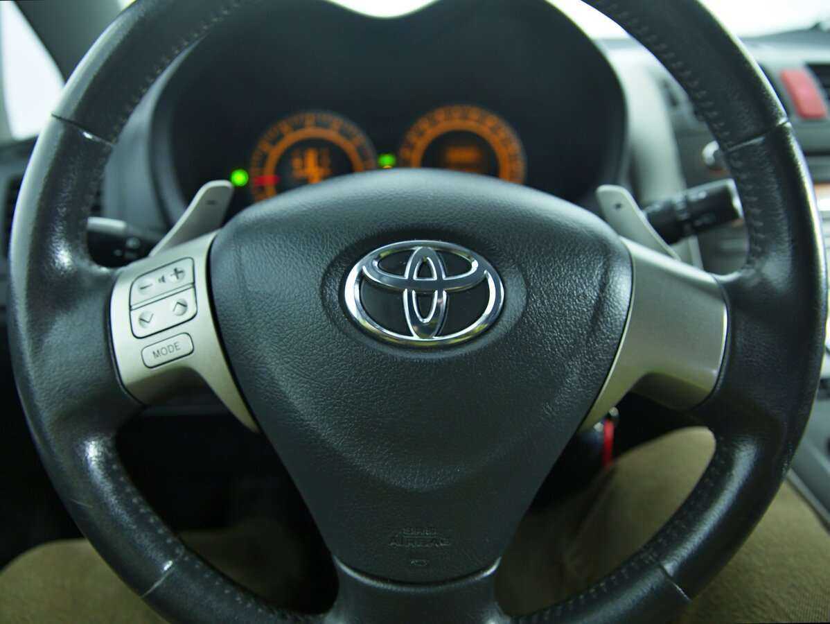 Toyota Auris 2008 года с пробегом. Фото: #11