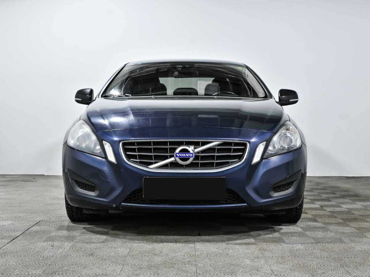 Volvo S60 2011 года с пробегом. Фото: #1