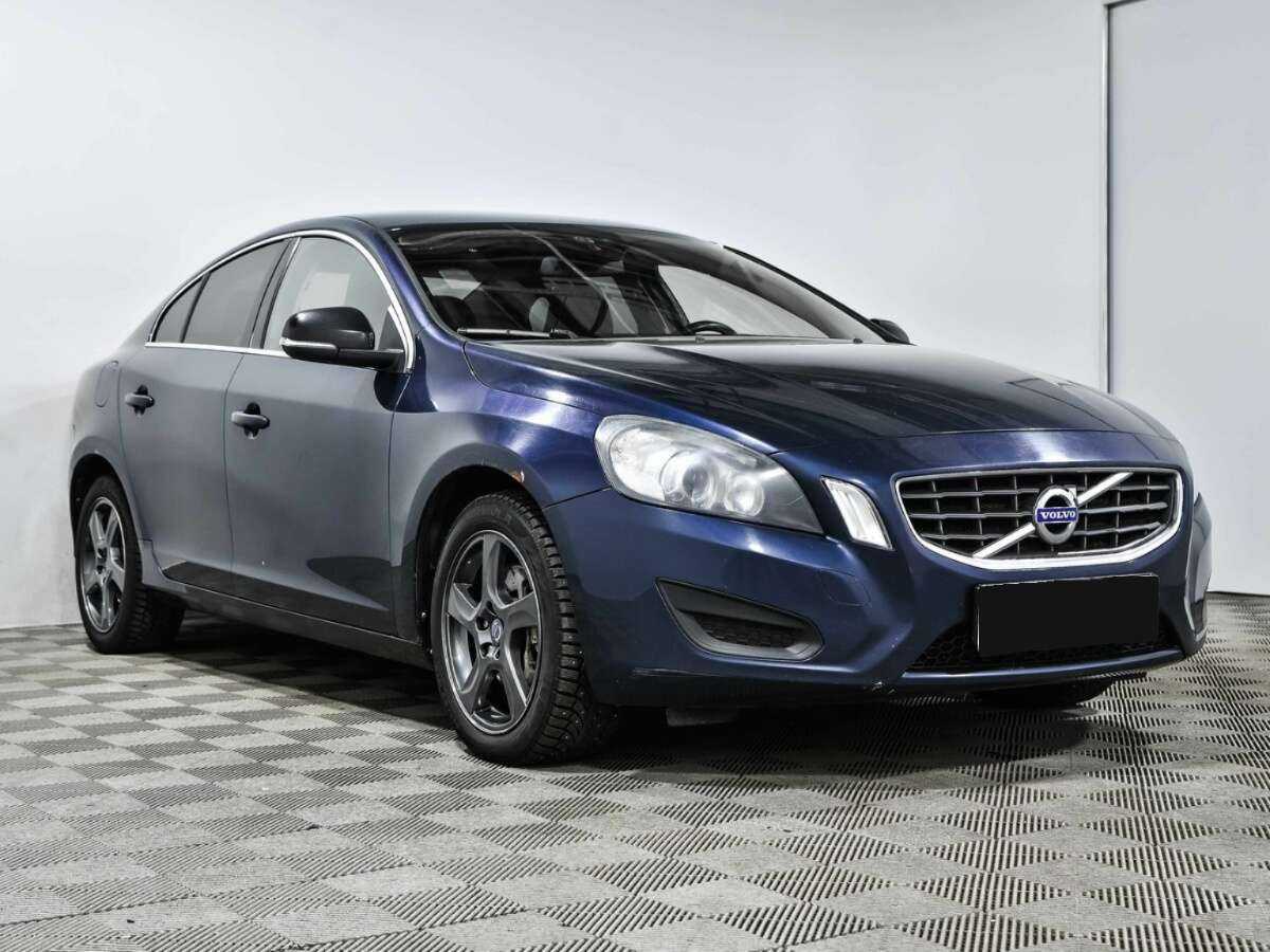 Volvo S60 2011 года с пробегом. Фото: #2