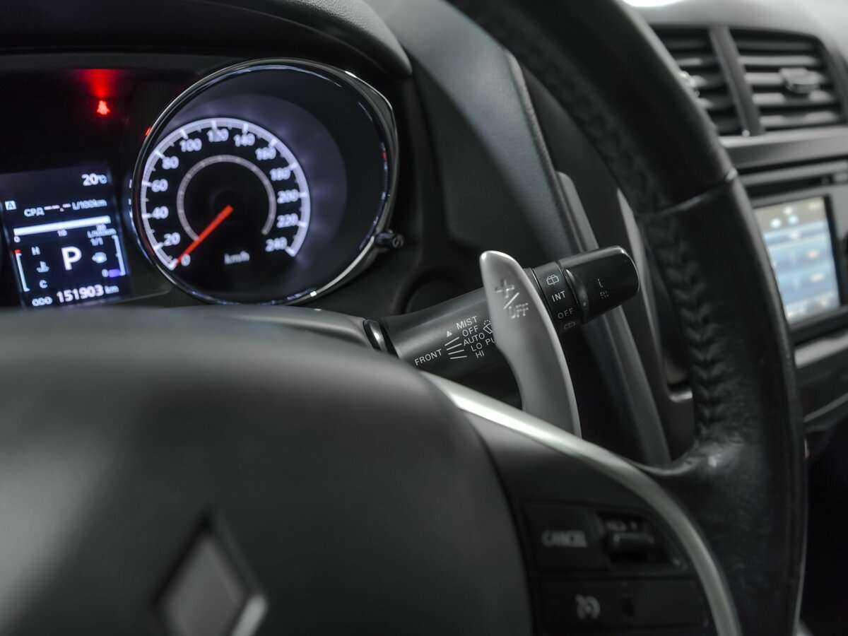 Б/У Митсубиши АС-Икс 2013 года. Фото: #9