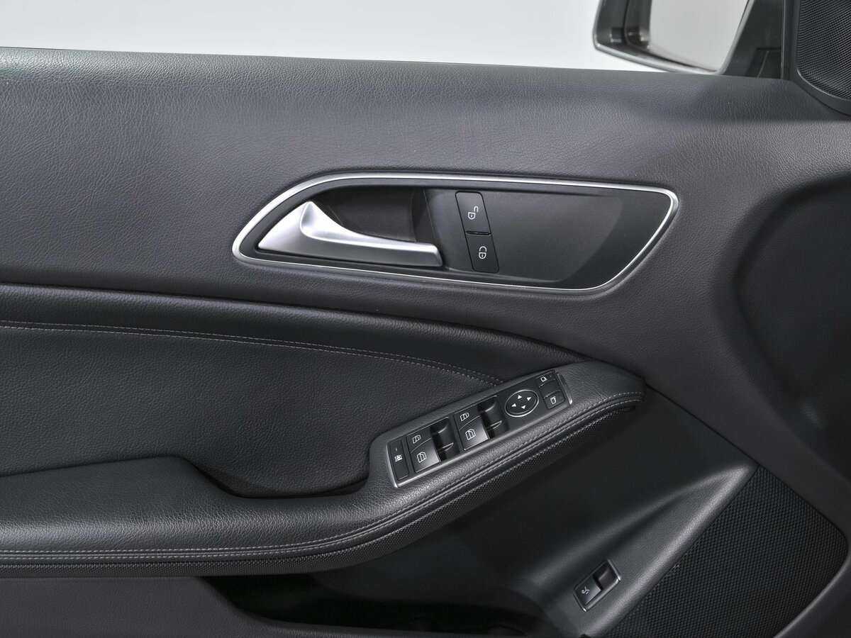 Mercedes-Benz GLA 2015 года с пробегом. Фото: #13