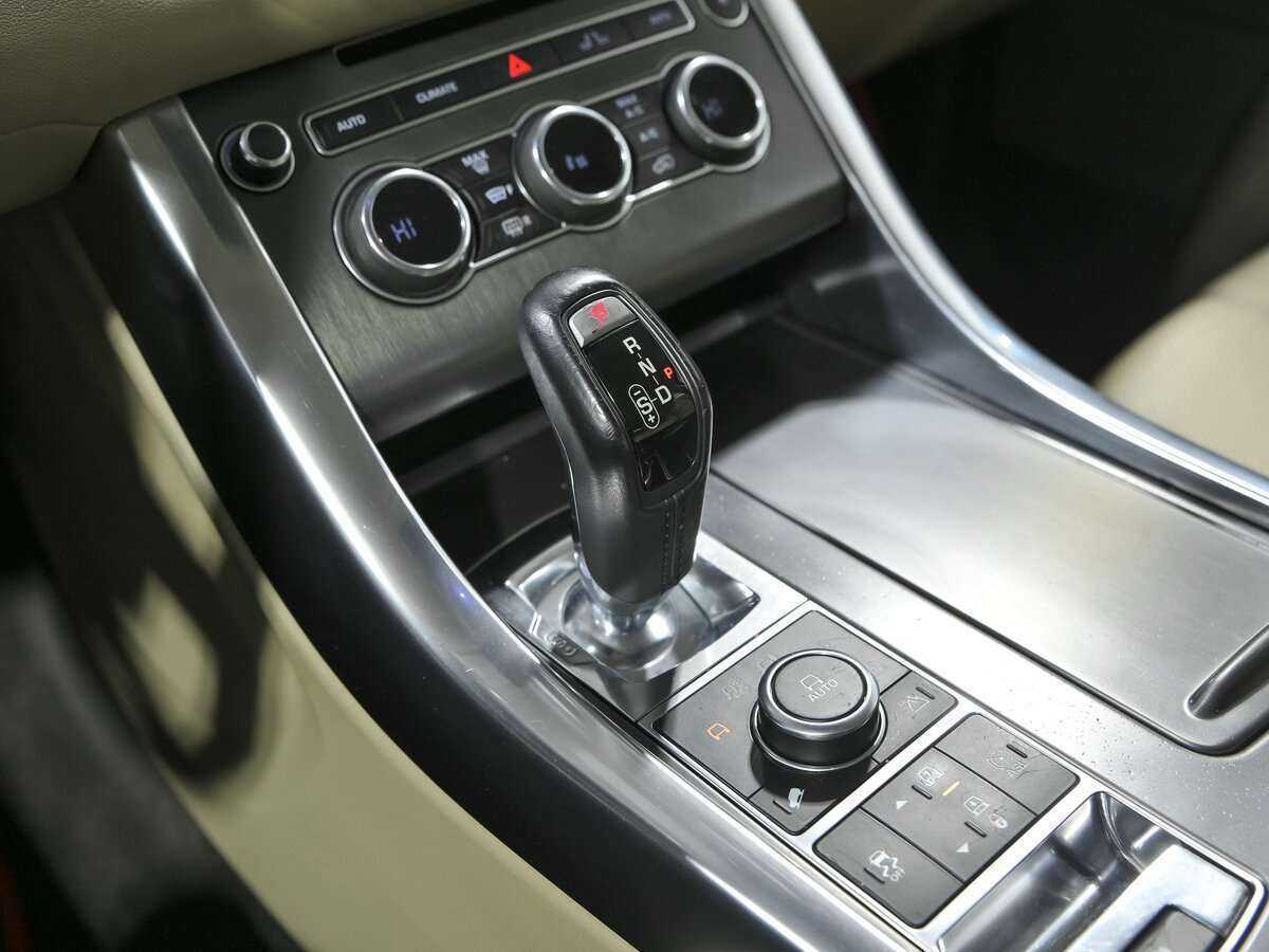 Land Rover Range Rover Sport 2013 года с пробегом. Фото: #12