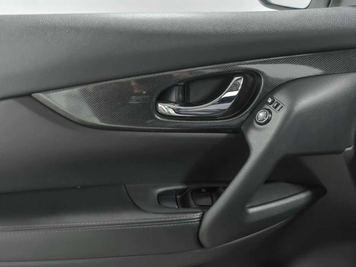 Б/У Ниссан Икс-Трейл 2017 года. Фото: #13