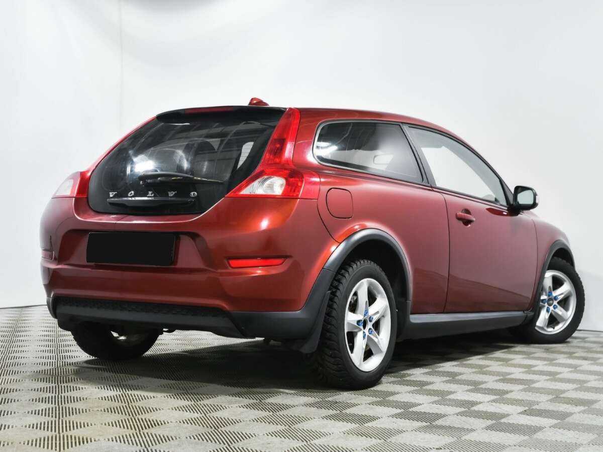 Volvo C30 2011 года с пробегом. Фото: #3