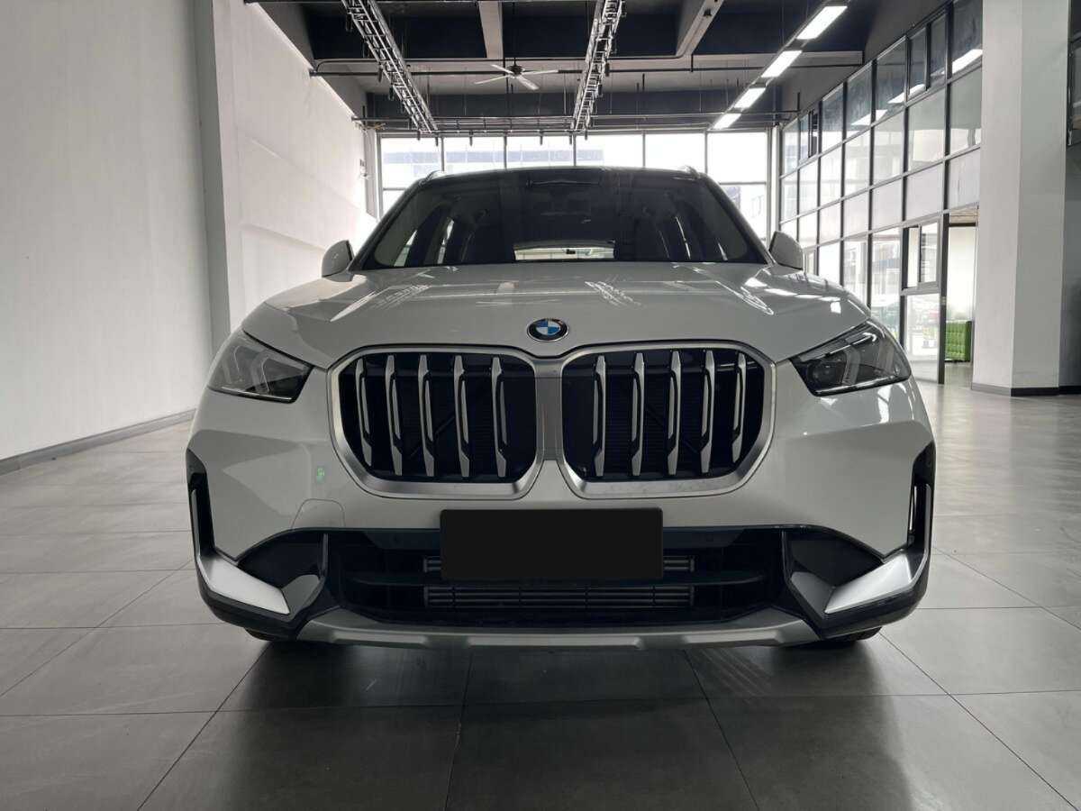 BMW X1 2023 года с пробегом. Фото: #1