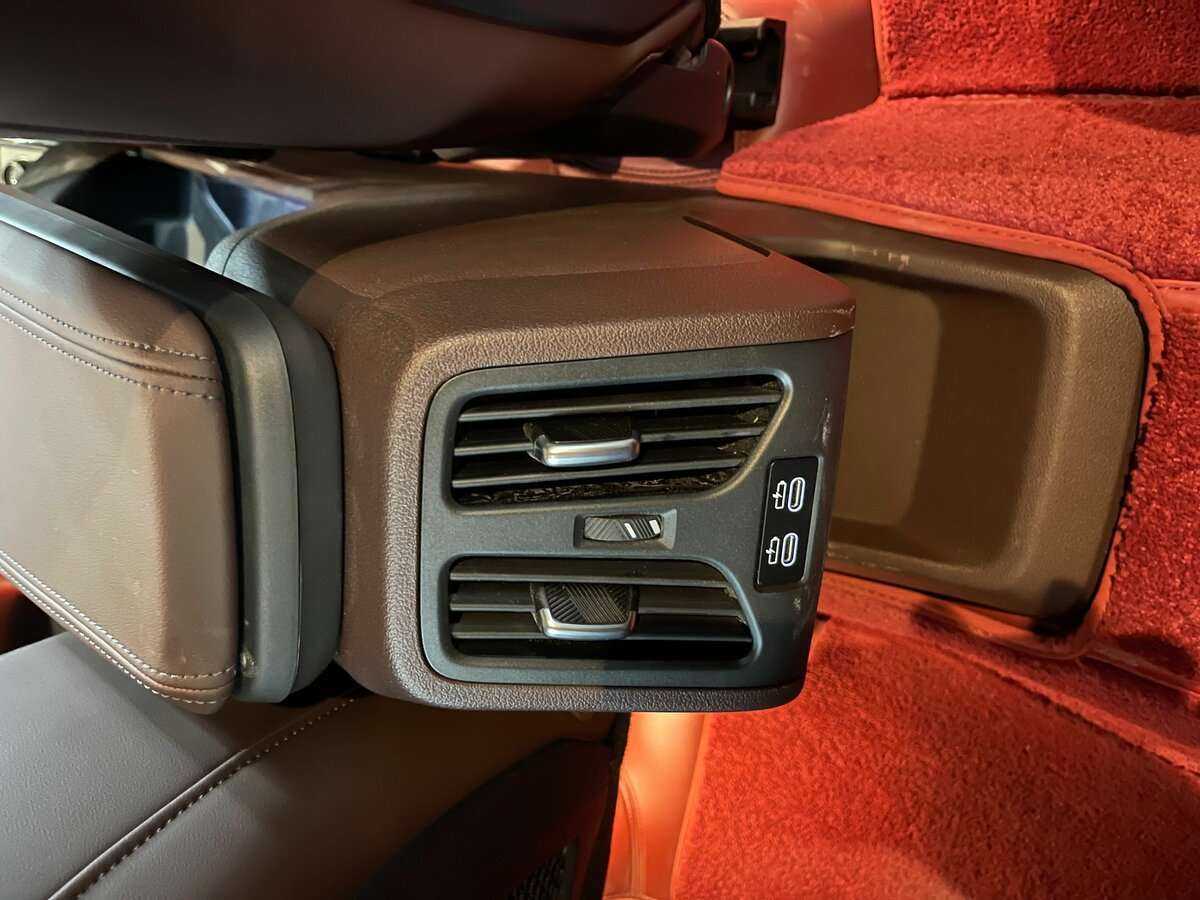 BMW X1 2023 года с пробегом. Фото: #12