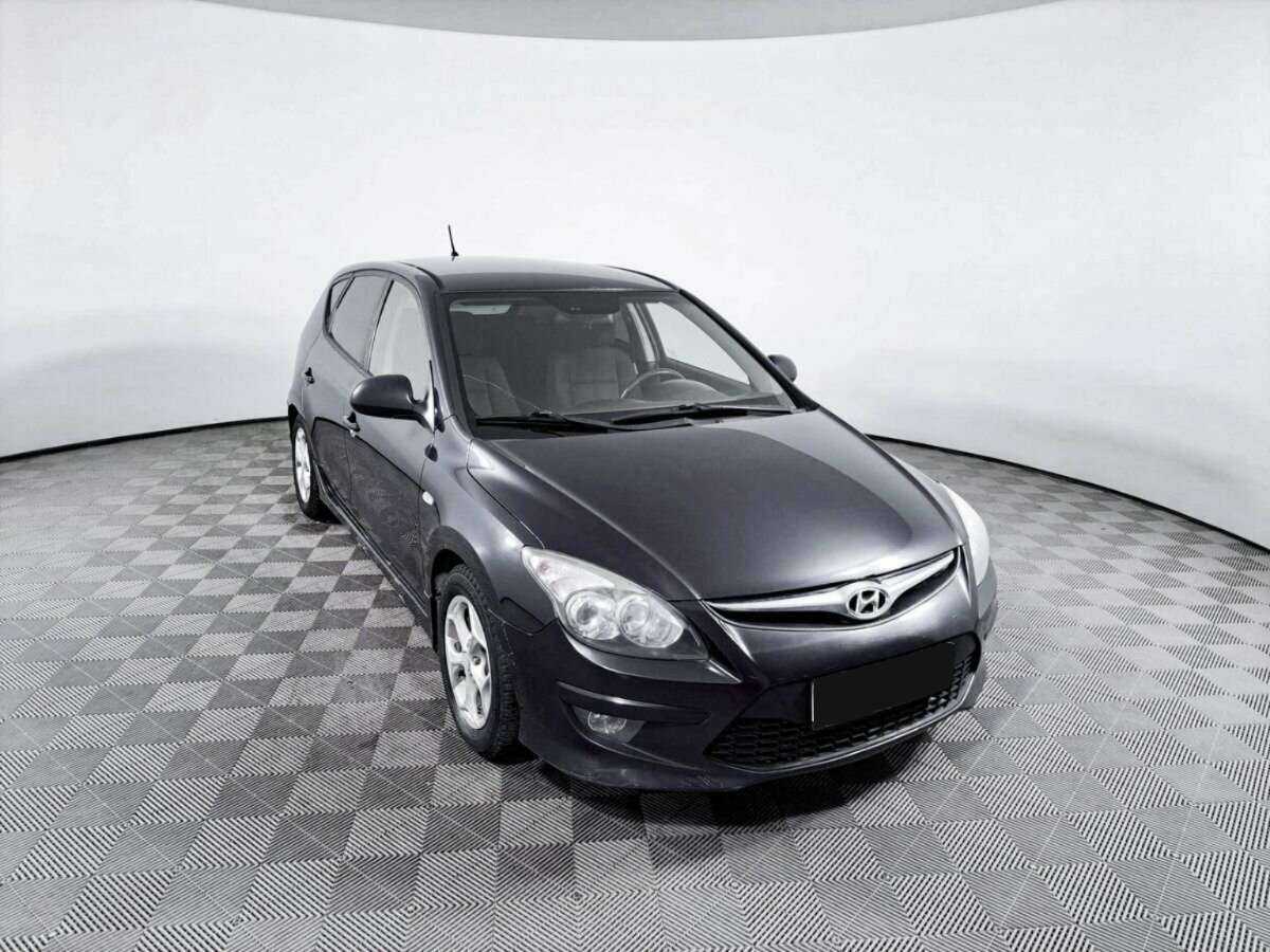 Hyundai i30 2010 года с пробегом. Фото: #2