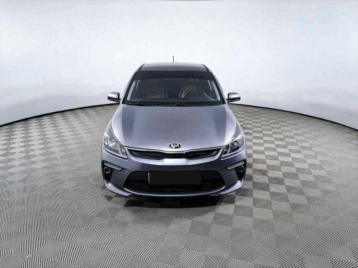Б/У Киа Рио 2017 года. Фото: #1