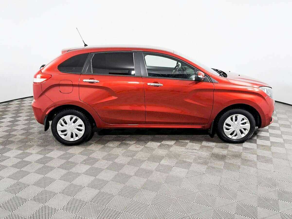 Б/У Лада (ВАЗ) ИКСРЭЙ 2018 года. Фото: #3