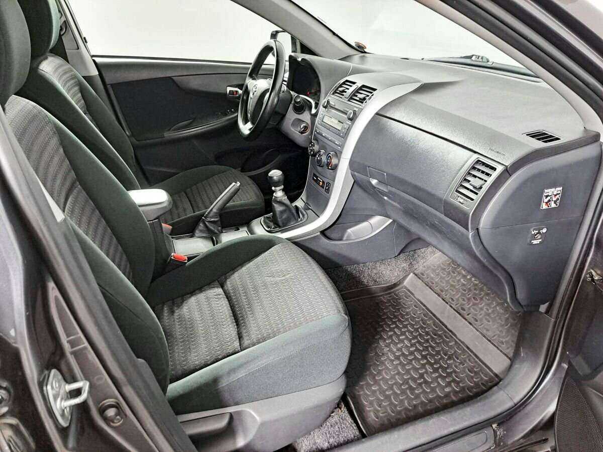 Toyota Corolla 2010 года с пробегом. Фото: #9