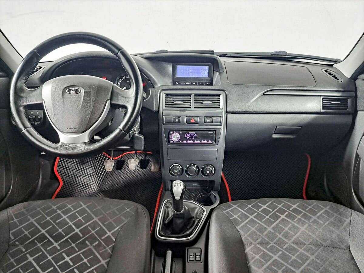 Lada (ВАЗ) Priora 2017 года с пробегом. Фото: #11