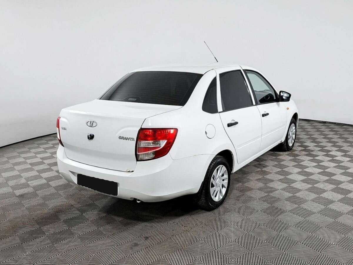 Б/У Лада (ВАЗ) Гранта 2016 года. Фото: #4