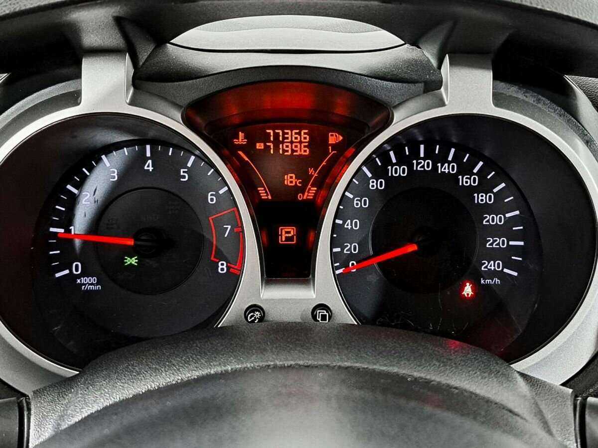 Nissan Juke 2011 года с пробегом. Фото: #9