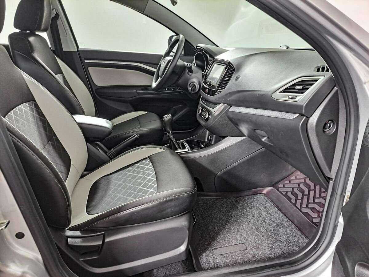 Б/У Лада (ВАЗ) Веста 2018 года. Фото: #8